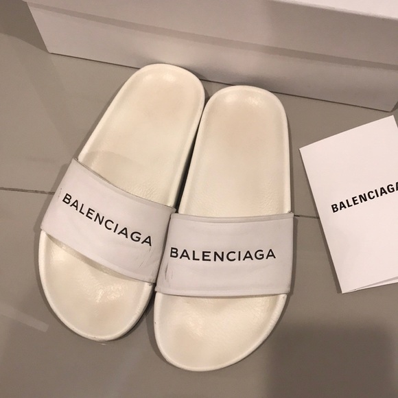 balenciaga slippers white